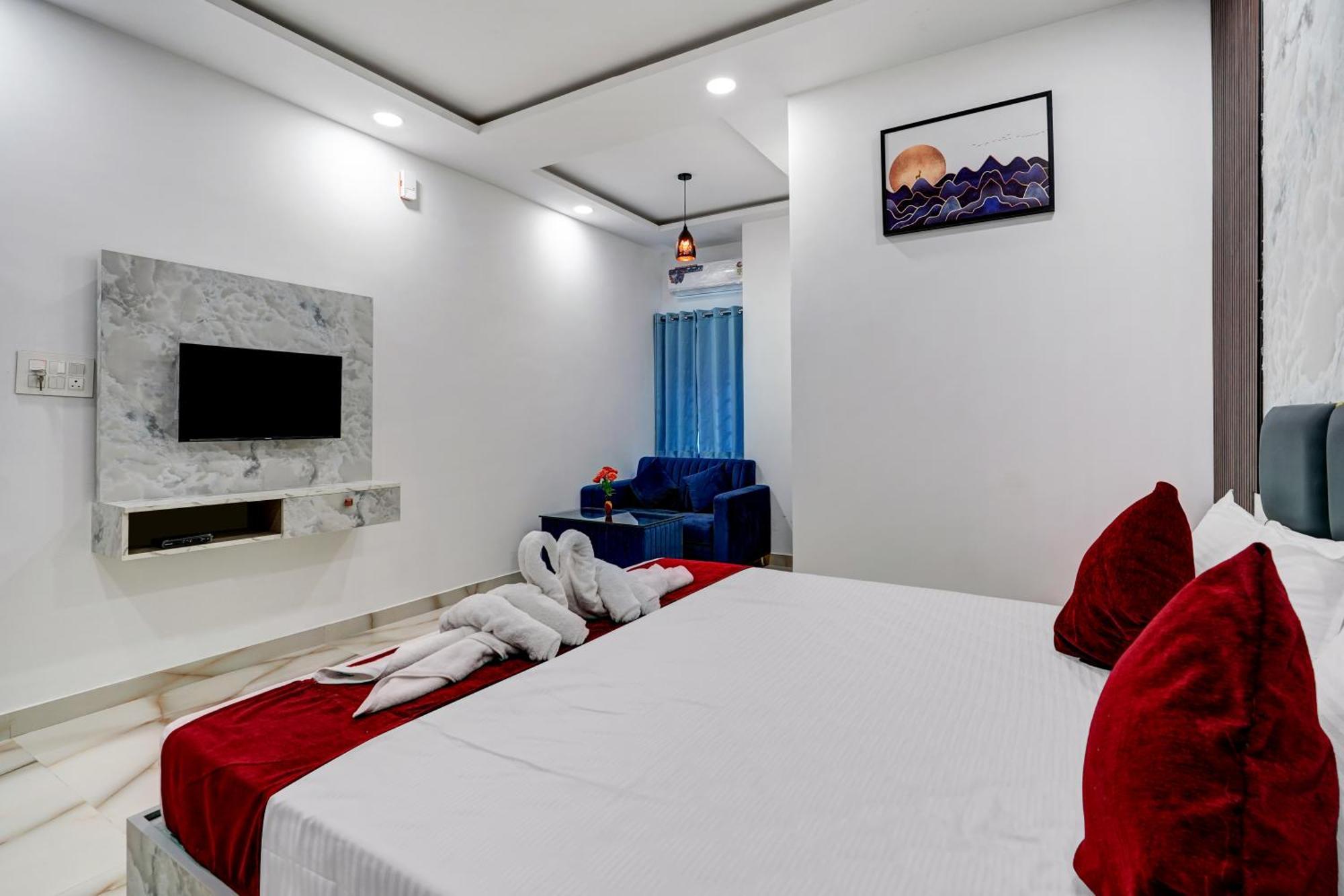 Hotel Sky Blue And Suites Bangalore Exterior foto