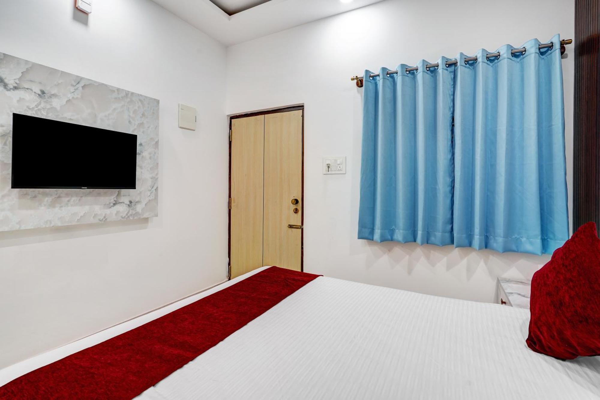 Hotel Sky Blue And Suites Bangalore Exterior foto